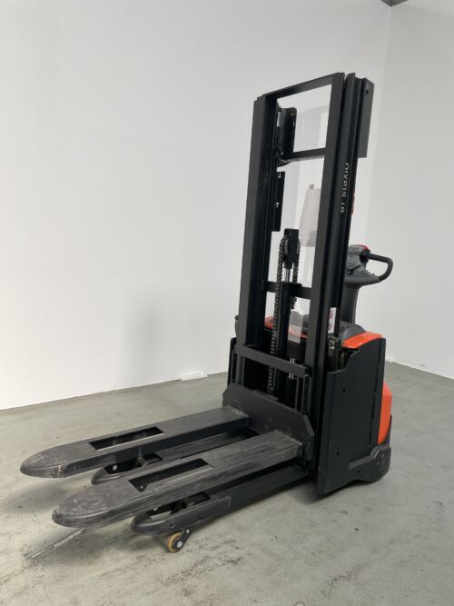 Toyota Gabelstapler Hochhubwagen <br>Toyota SWE120L *sofort verfügbar* <br>Baujahr 2025 <br>Betriebsstunden 15 <br><br>Mietkauf 137,05 €/Monat 7 Toyota-Gabelstapler-59840 2504047534 1