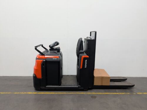 Toyota Gabelstapler Horizontalkommissionierer <br>Toyota OSE120 <br>Baujahr 2026 <br>Betriebsstunden 1 <br><br>Mietkauf 171,72 €/Monat 1 Toyota-Gabelstapler-59840 2604025234 1