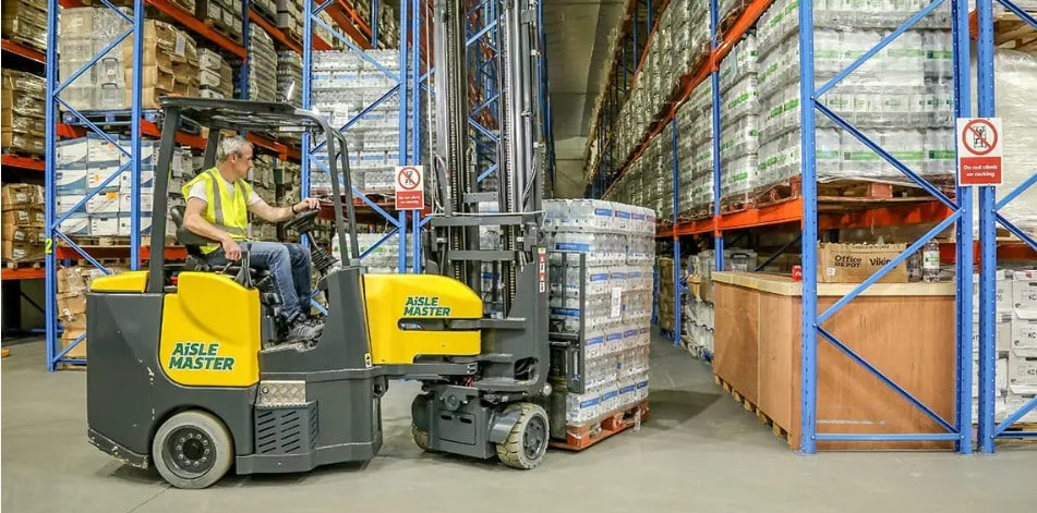 Combilift Schmalgangstapler günstig kaufen Saarland ITL Toyota Stapler Combilift Schmalgangstapler günstig kaufen Saarland ITL Toyota Stapler