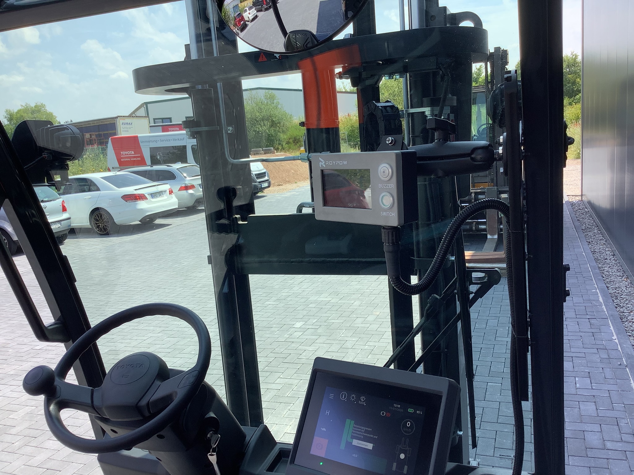 Toyota Gabelstapler Toyota Traigo80 - 9FBMK25T - Duplex HiLoFV 3000 - FS Dach - vSS – Mini - LiIon 460 Ah (SOFORT LIEFERBAR Neumaschinen) 11 Toyota Traigo80 - 9FBMK25T - Duplex HiLoFV 3000 - FS Dach - vSS – Mini - LiIon 460 Ah (SOFORT LIEFERBAR Neumaschinen) – Bild 11