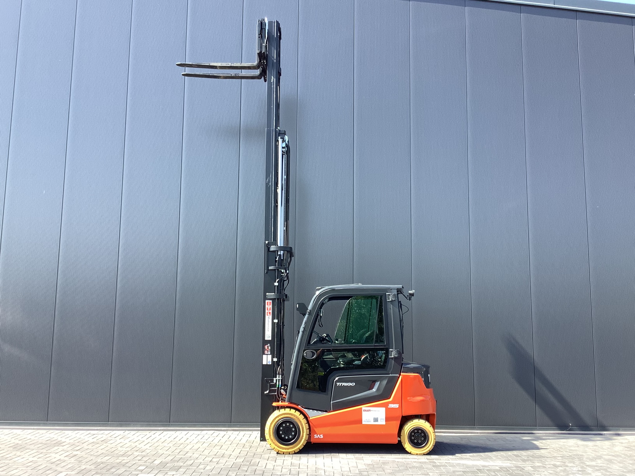Toyota Gabelstapler Toyota Traigo80 - 9FBM35T -Triplex Hilo FSV5500 - Kab Hz - vSS - 4Kreis-Mini - 460 Ah LiIon (Sorglosmiete) 3 Toyota Traigo80 - 9FBM35T -Triplex Hilo FSV5500 - Kab Hz - vSS - 4Kreis-Mini - 460 Ah LiIon (Sorglosmiete) – Bild 3