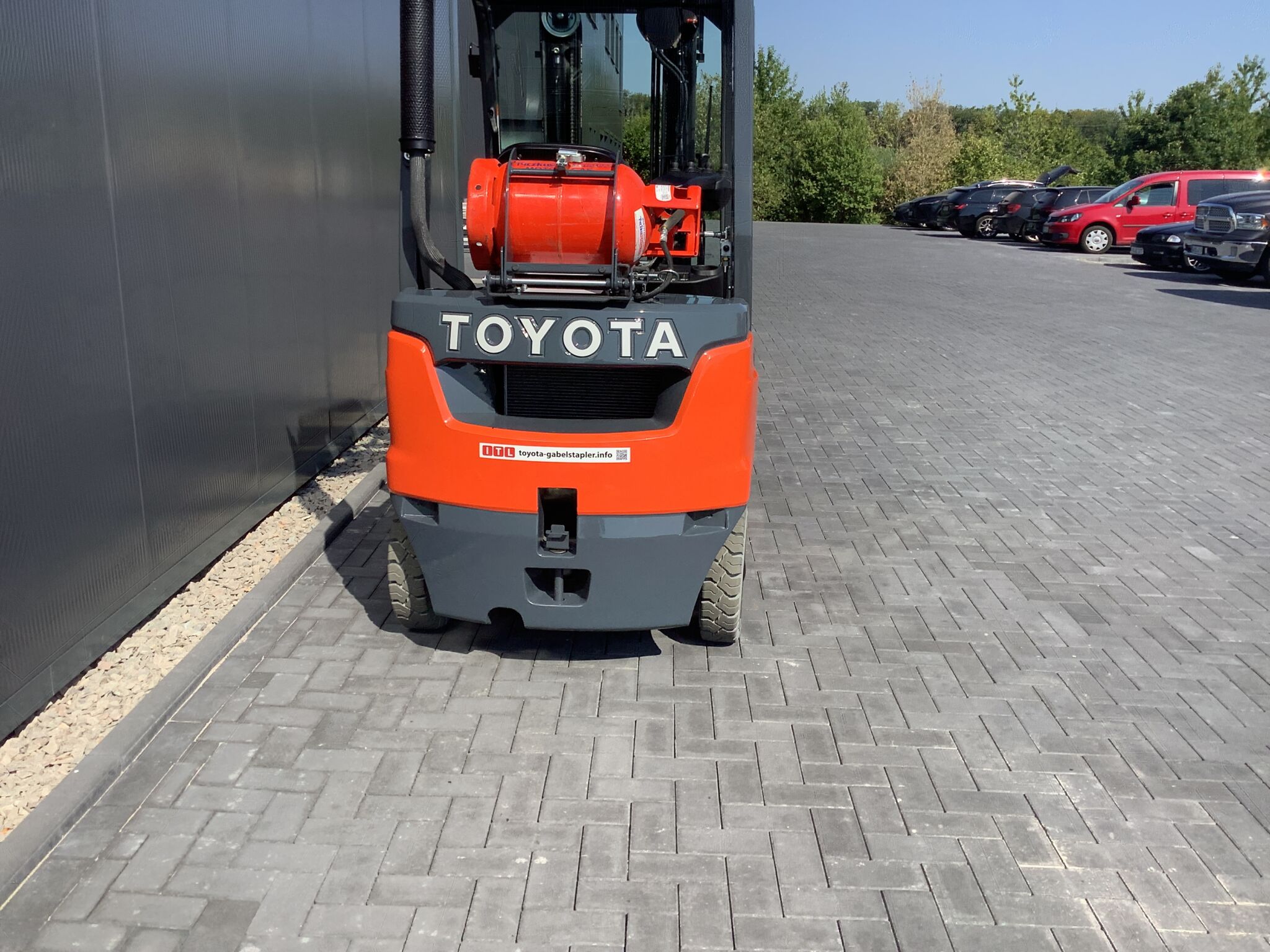Toyota Gabelstapler Toyota Tonero Treibgas-Motor (Y4) 02-8FGF18-FSV4700-Kab-Mini- vSS 4-Kreise (SOFORT LIEFERBAR Neumaschinen) 7 Toyota Tonero Treibgas-Motor (Y4) 02-8FGF18-FSV4700-Kab-Mini- vSS 4-Kreise (SOFORT LIEFERBAR Neumaschinen) – Bild 7