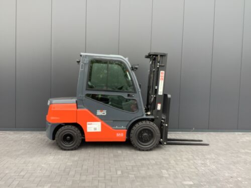 Toyota Gabelstapler Toyota Tonero - 52-8FDF30 - SFV4700 - Kab - Mini - vSS 4 Kreise (SOFORT LIEFERBAR Neumaschinen) 6 Toyota-Gabelstapler-IMG 7681