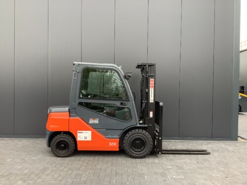 Toyota Gabelstapler Toyota Tonero - 52-8FDF25 - SFV4700 - Kab - Mini - vSS 4 Kreise (Sorglosmiete) 14 Toyota-Gabelstapler-IMG 7692
