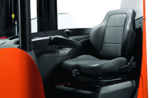 Toyota-Gabelstapler-ITL Gabelstapler Blog Sicherheit System Toyota Stapler Sitz 2